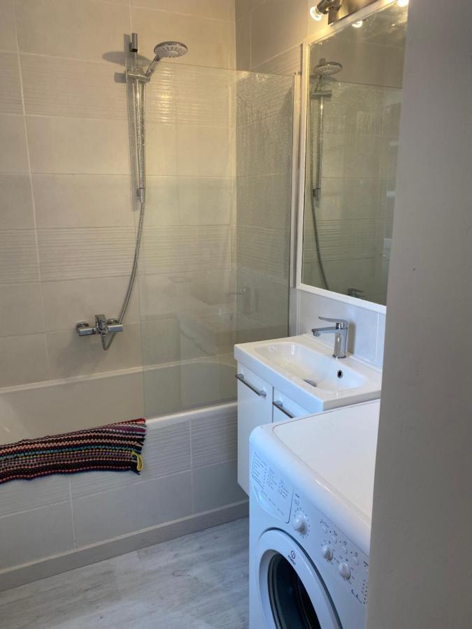 Superbe Appartement Climatise Avec Parking Prive Port Vendres Exterior photo